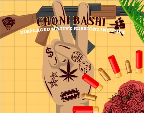 Een hand met tattoos, geldsymbolen, een wietblad en voorwerpen op een gestileerde achtergrond.